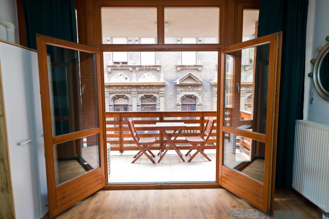 Lovag Studio Apartment Budapest Ngoại thất bức ảnh