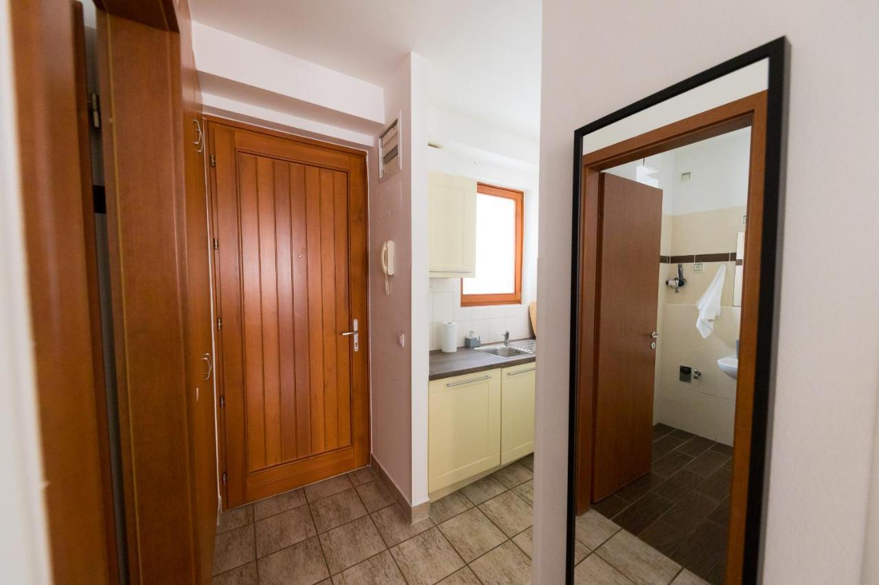 Lovag Studio Apartment Budapest Ngoại thất bức ảnh